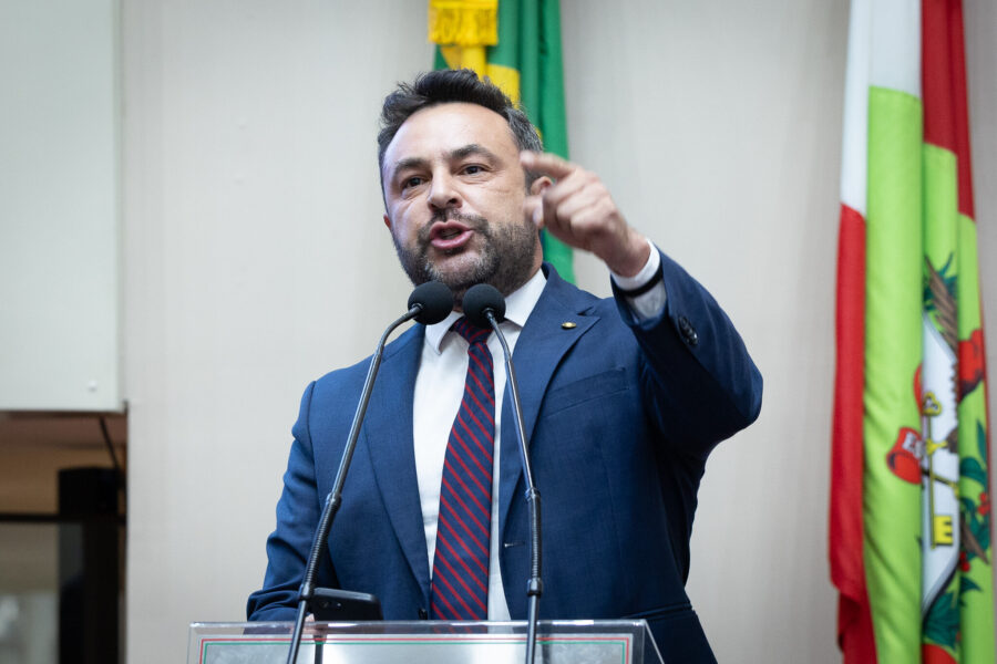 - Deputado Marcius Machado (PL)
