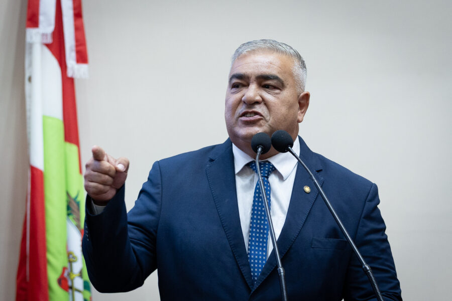 - Deputado Sargento Lima (PL)