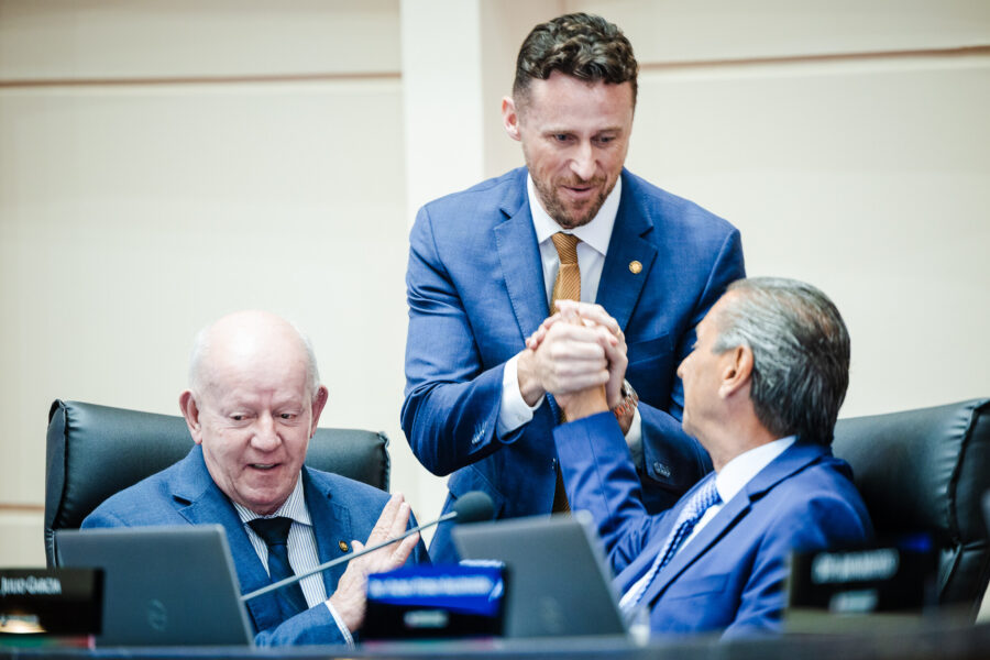 - Deputado Marcos Vieira (PSDB)
 - Deputado Fernando Krelling (MDB)