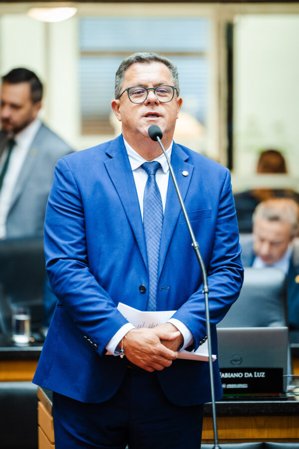 - Deputado Ivan Naatz (PL)