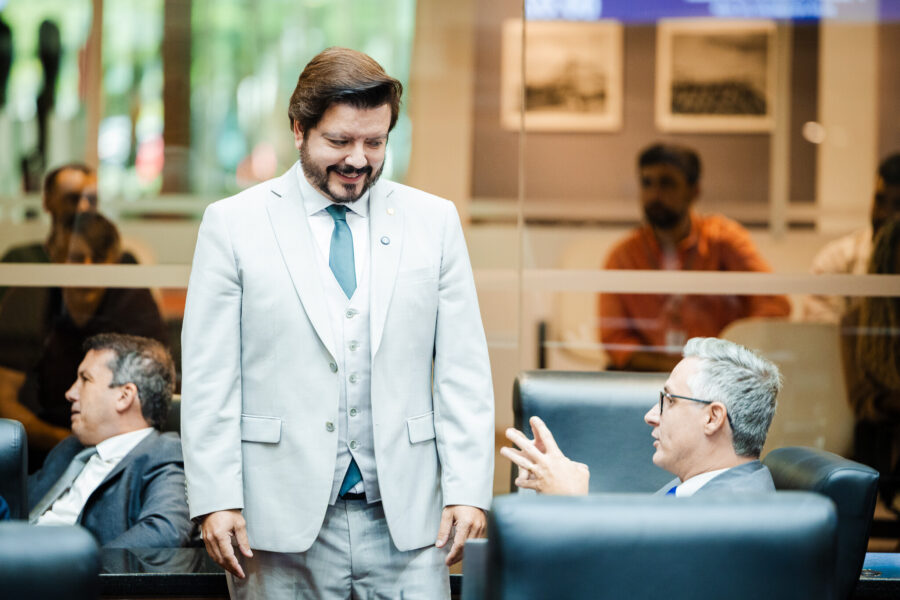 - Deputado Alex Brasil (PL)
