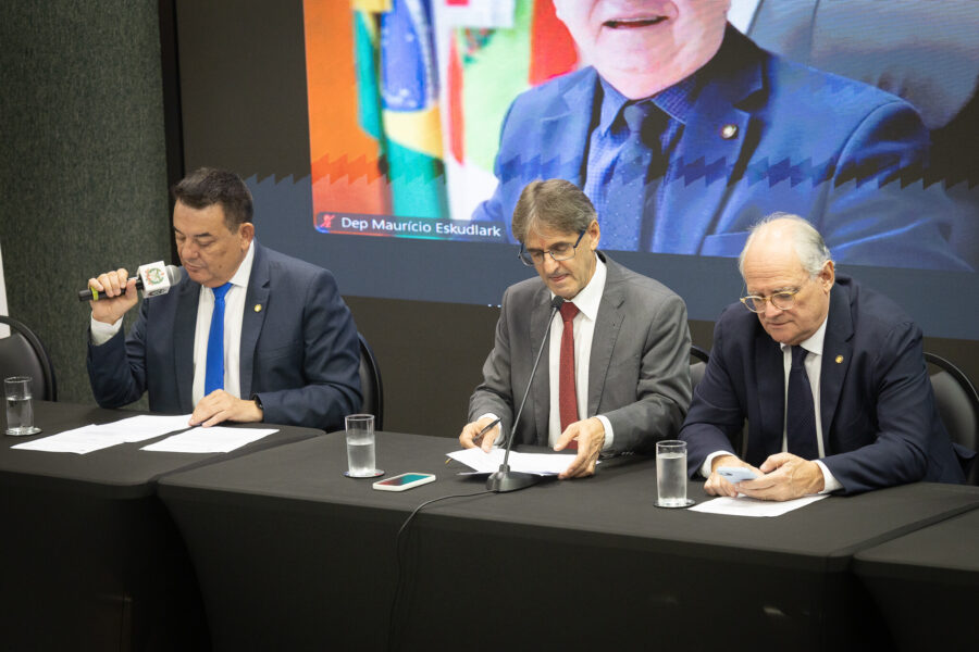 - Deputado Mauricio Peixer (PL)	
 - Deputado Neodi Saretta (PT) 	
 - Deputado Dr. Vicente Caropreso (PSDB)