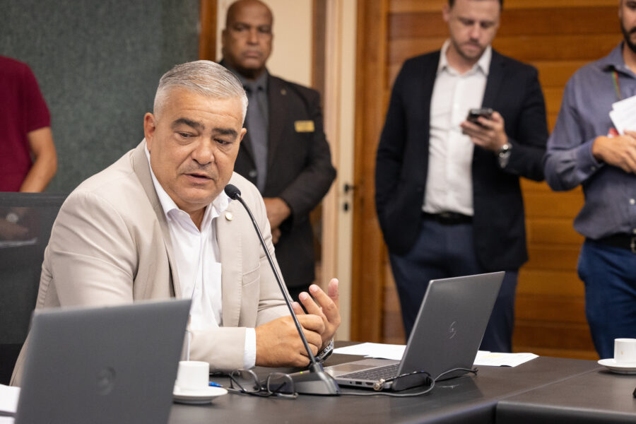 - Deputado Sargento Lima (PL)
