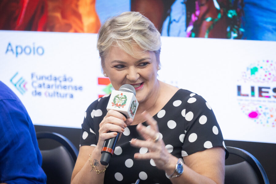 Deputada Luciane Carminatti, coordenadora da Frente Parlamentar em Defesa do Carnaval