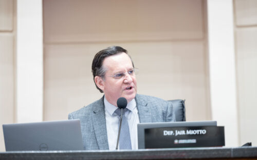 - Deputado Jair Miotto (União)