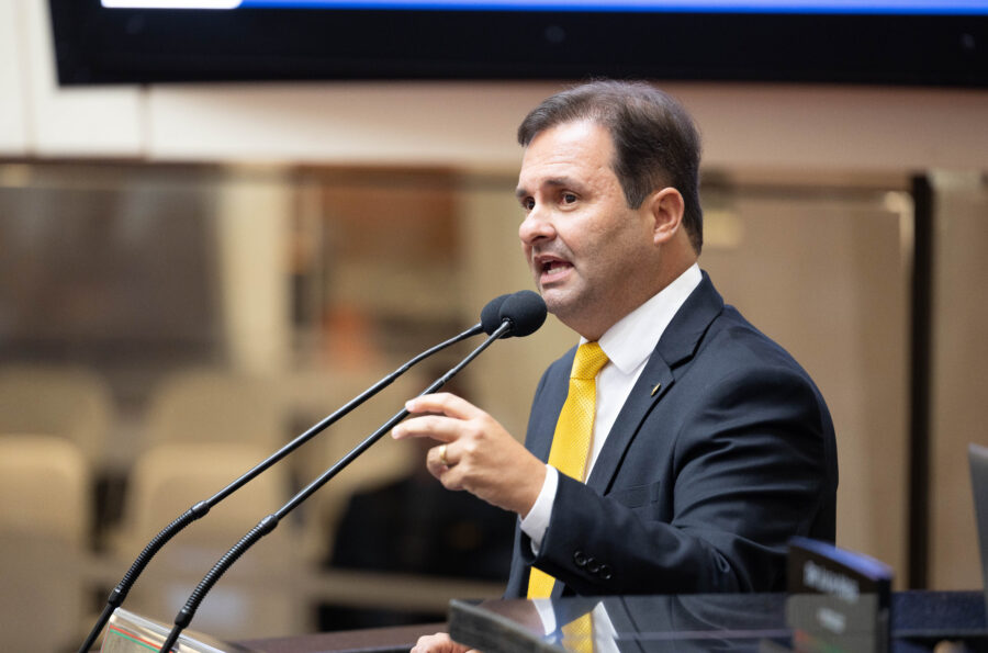- Deputado Sérgio Guimarães(União)