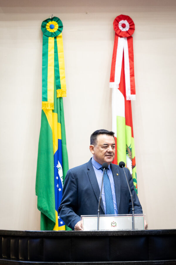 - Deputado Maurício Peixer (PL)