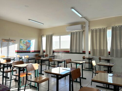 Plenário aprova propostas para conscientização de estudantes sobre apostas, IA e cidadania