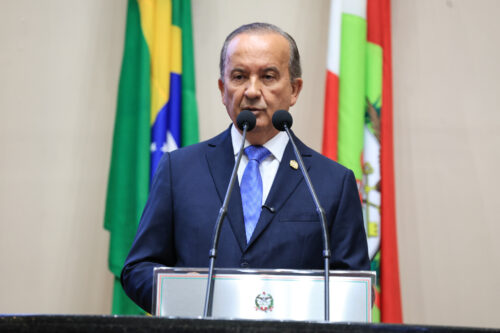 - Jorginho Mello - Governador de Santa Catarina