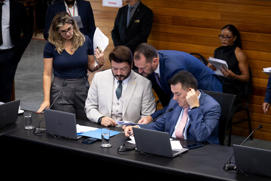 - Deputado Alex Brasil (PL)