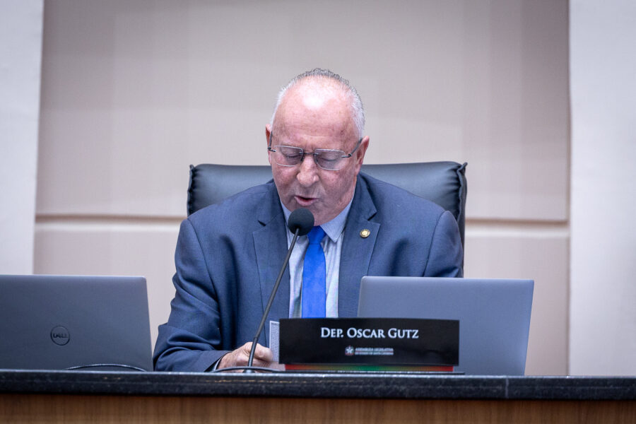- Deputado Oscar Gutz (PL)