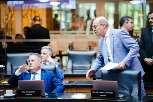 - Deputado Altair Silva (PP) - Deputado José Milton Scheffer (PP)