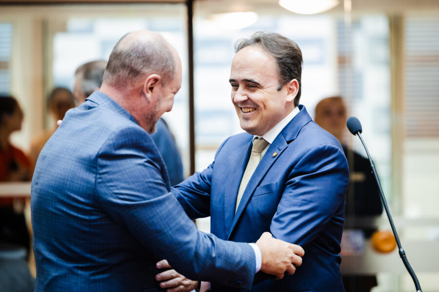 - Deputado Mauro de Nadal (MDB) 	
- Deputado Carlos Humberto (PL)
