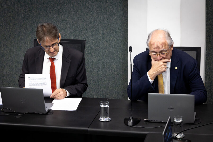 - Deputado Neodi Saretta (PT) 	
 - Deputado Dr. Vicente Caropreso (PSDB)
