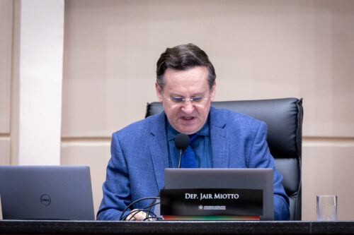 - Deputado Jair Miotto (União)