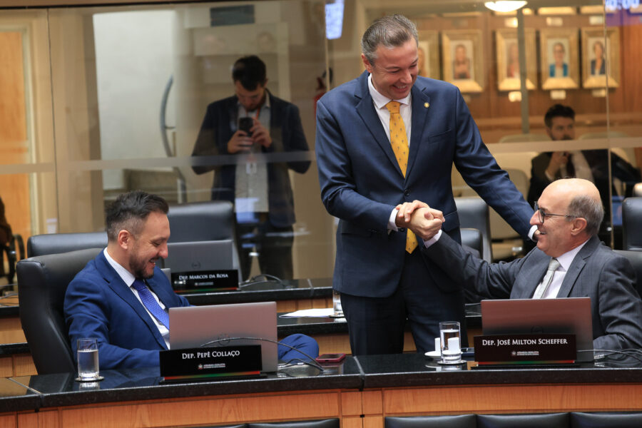 - Deputado Pepê Collaço (PP)