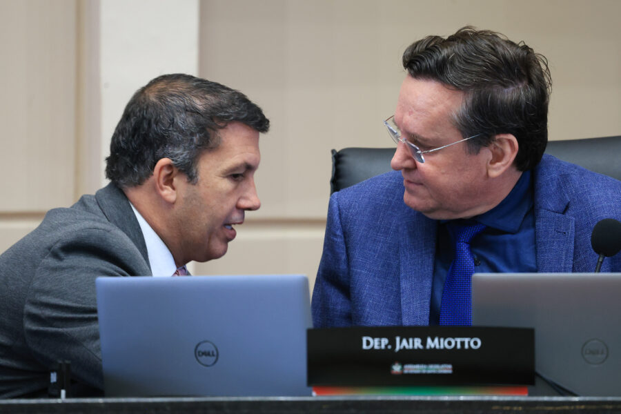 - Deputado Camilo Martins (Podemos) 	
- Deputado Jair Miotto (União)