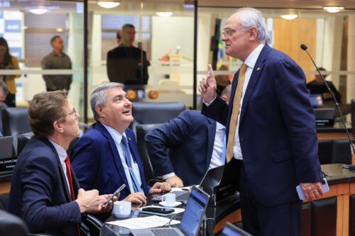 - Deputado Volnei Weber (MDB)
- Deputado Antídio Lunelli (MDB) 	
 - Deputado Dr. Vicente Caropreso (PSDB)