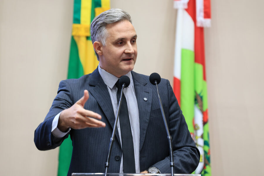 - Deputado Matheus Cadorin (NOVO)