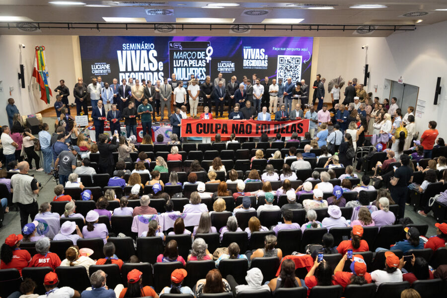 Vivas e Decididas Contra o Feminicídio – Abertura