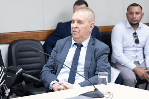 Eskudlark apresenta projeto que garante recarga de carros elétricos em condomínios