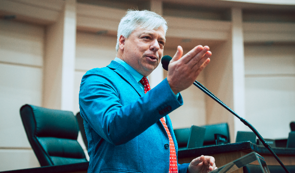 Fabiano chama de “lorota” fala do governador sobre duplicação de rodovias federais