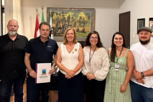 Minotto reforça apoio ao turismo e à cultura em Urussanga