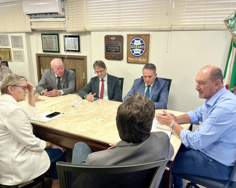 Bancada do Oeste debate internet rural, SC-283, laboratório do leite e hemodiálise em Maravilha