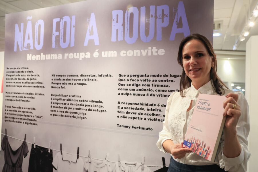 Lançamento do livro Poder e Paridade de Tammy Fortunato.