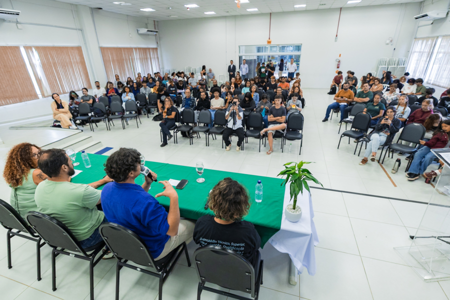 Seminário sobre hortas e compostagem movimenta Garopaba
