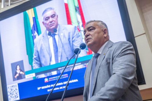 Deputado Sargento Lima ocupou a tribuna na sessão da manhã desta quarta (22)