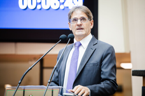 Deputado Neodi Saretta.