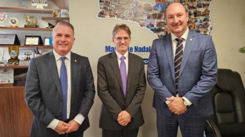 Saretta assume coordenação da Bancada do Oeste e define prioridades para a região