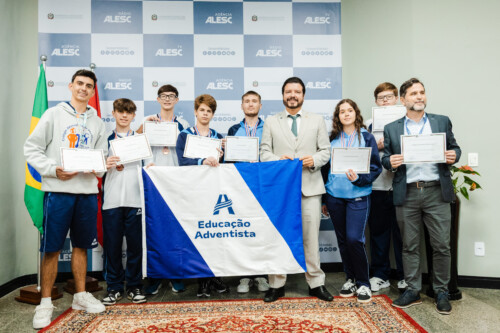 Moção de Aplauso – Campeões das Olimpíadas de Matemática – Dep. Alex Brasil