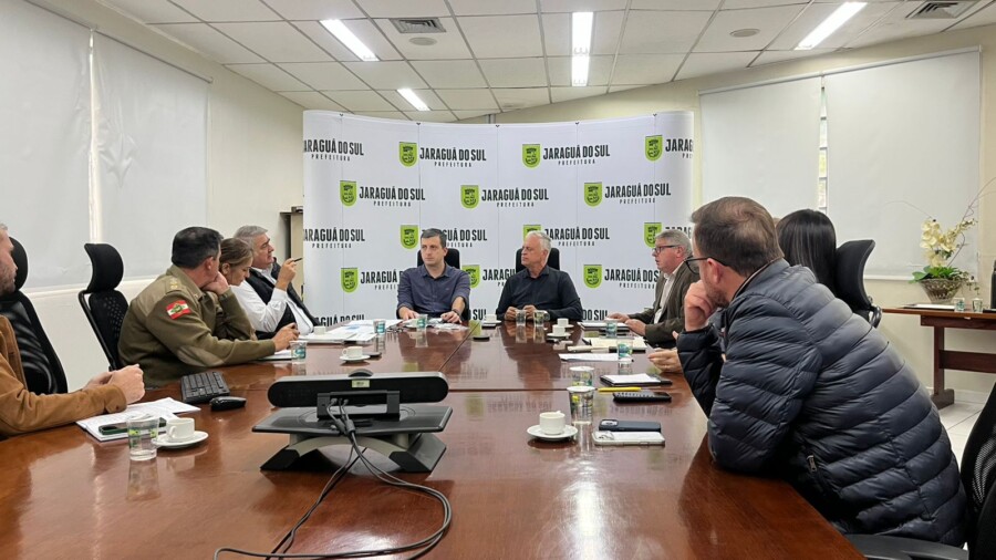 Lideranças unem forças para garantir sede própria e continuidade do Colégio Militar em Jaraguá do Sul