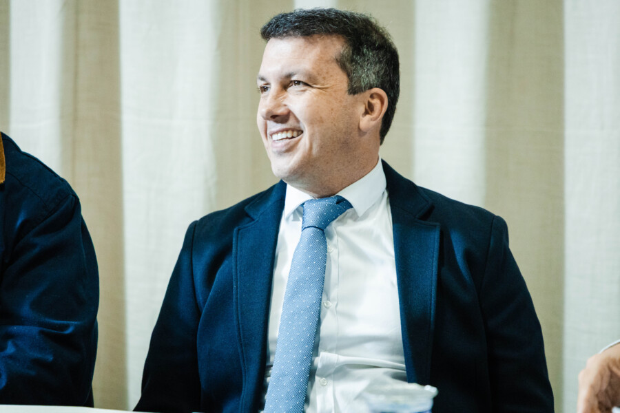 Deputado Camilo Martins.