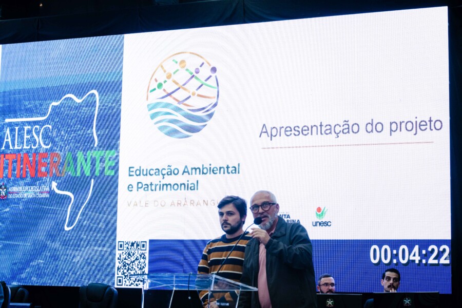 Entidades mantêm a tradição de levar realizações e solicitações aos parlamentares