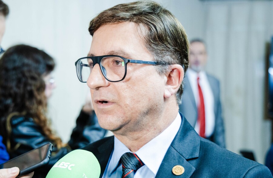 Deputado Junior Cardoso.