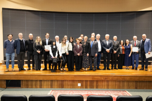 Ato Parlamentar Solene em Homenagem aos 20 anos da AMCRED-SUL (Associação das Instituições de Microcrédito e Microfinanças da Região Sul do Brasil)