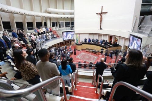 Sessão Especial em homenagem a Pastores