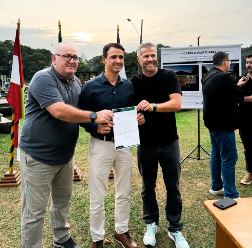 Marcos da Rosa participa da assinatura da ordem de serviço para construção da Capela Mortuária de Pomerode