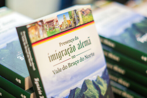 Lançamento do livro “Presença da Imigração Alemã no Vale do Braço do Norte”