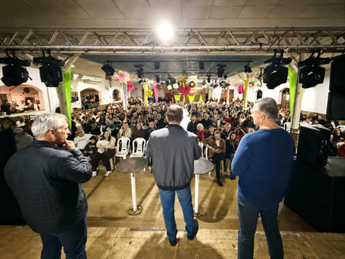 Com cerca de 1000 pessoas, Junior Cardoso e vereador Jovino fortalecem parceria e mobilizam lideranças em Blumenau