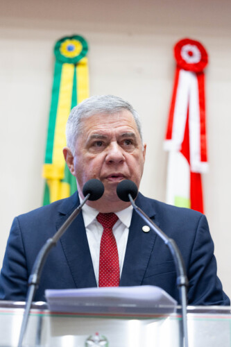 Deputado Mário Motta.