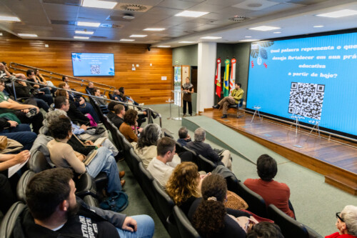 Seminário “Dialogando pela Paz: Construindo relações de respeito e comunidades de cuidado no contexto escolar”