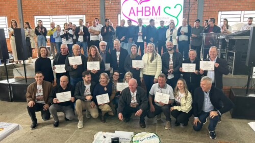 Hospital de Modelo celebra 66 anos e reúne 1,6 mil pessoas com anúncio de R$ 1 milhão em novos investimentos
