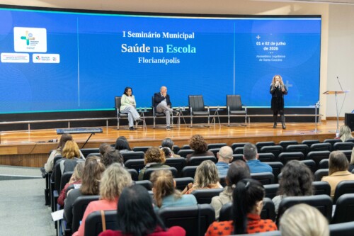 Seminário Saúde na Escola discute prevenção de violências e saúde bucal