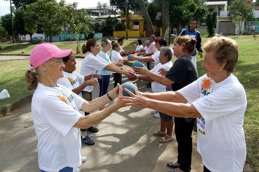 Projeto cria política que incentiva a doação de IR pelos catarinenses a fundos que financiam projetos voltados aos idosos
