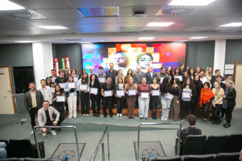 Formatura do PAB celebra trajetória e prepara jovens para o mercado de trabalho